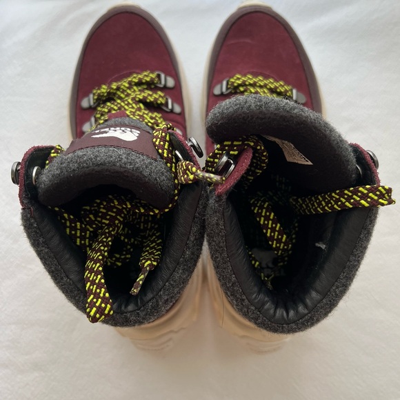 New SOREL Women's Kinetic Breakthru Conquest Waterproof Laceup Boots Size 6 - Picture 5 of 10